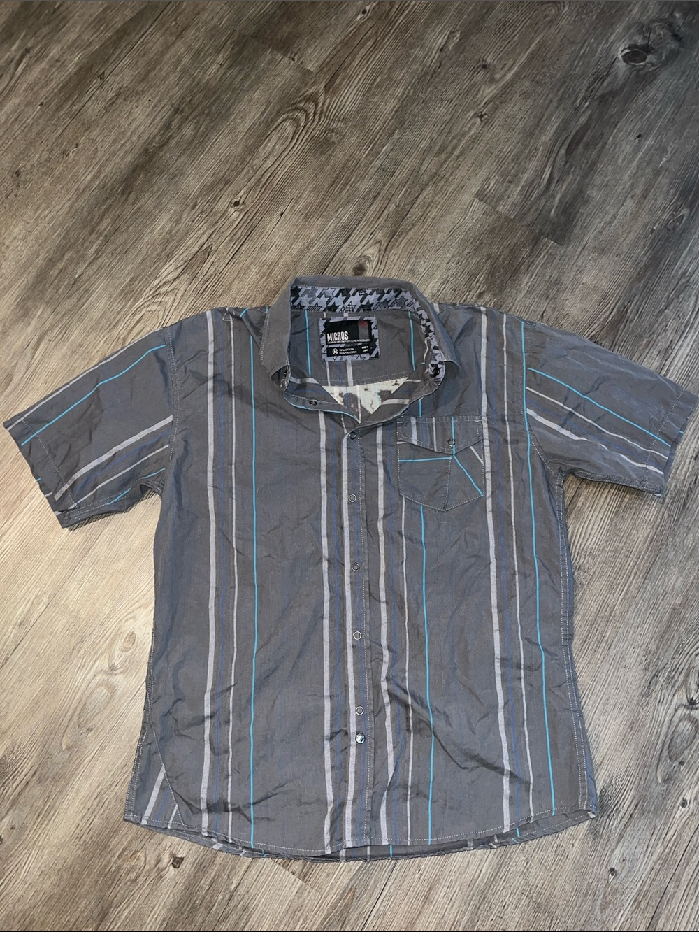 MICROS HOME GROWN IN LOS ANGELES Men’s Gray Short-Sleeve Button-Down